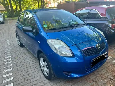 Gebraucht Toyota Yaris 69 PS (50 kW) 2007 Blau Kleinwagen