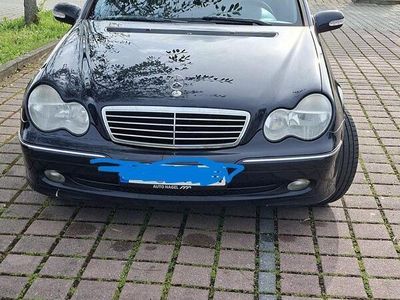 Mercedes 220