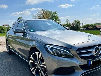 Gebraucht Mercedes C220 Avantgarde 170 PS (125 kW) 2015 Silber Kombi
