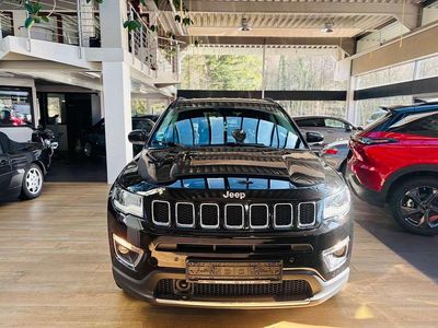 Gebraucht Jeep Compass Limited 170 PS (125 kW) 2019 Diamond black crystal p/c SUV