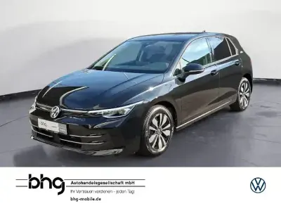Usata VW Golf VIII Life 150 CV (110 kW) 2025 Nero Berlina
