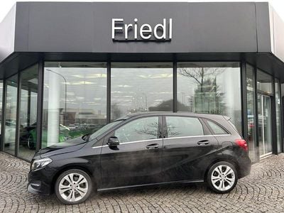 Gebraucht Mercedes B200 Urban 136 PS (100 kW) 2015 Schwarz Van / Kleinbus