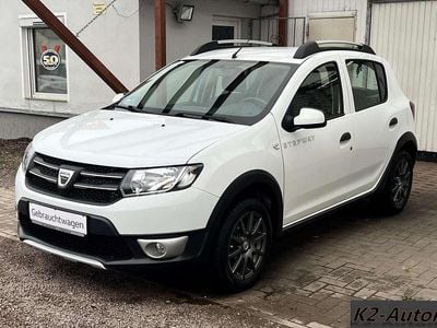 Arktis weiß Gebraucht 2014 Dacia Sandero Prestige Kleinwagen | 5.990 € (Fairer Preis)