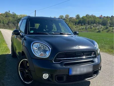 Second-hand Mini Cooper S Countryman Sport 190 CP (139 kW) 2015 Negru SUV