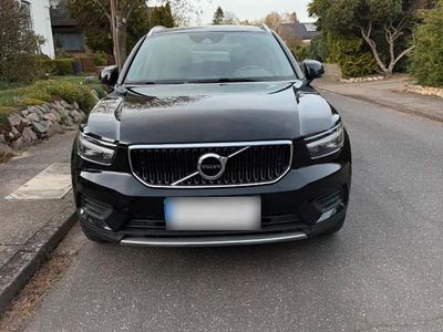 Usata Volvo XC40 Momentum 150 CV (110 kW) 2019 Nero SUV