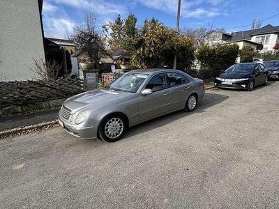 Mercedes E280