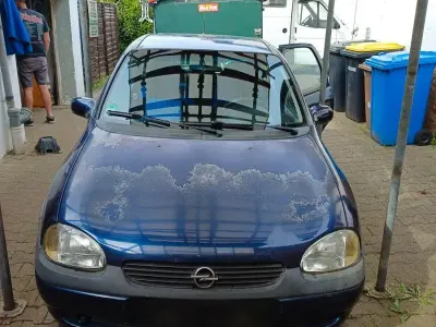Brugt Opel Corsa Edition 65 HK (47 kW) 2000 Blå Hatchback