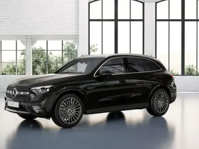 Używany Mercedes GLC220 AMG 197 KM (144 kW) 2025 Czarny SUV
