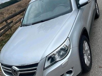 Gebraucht VW Tiguan 140 PS (102 kW) 2008 Silber SUV