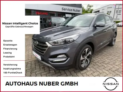 Gebraucht Hyundai Tucson Premium 141 PS (103 kW) 2017 Micron grey metallic (metallic) SUV