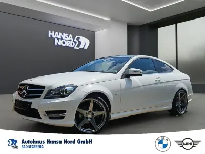 Gebraucht Mercedes C180 156 PS (114 kW) 2015 Weiss / polarweiß Coupé