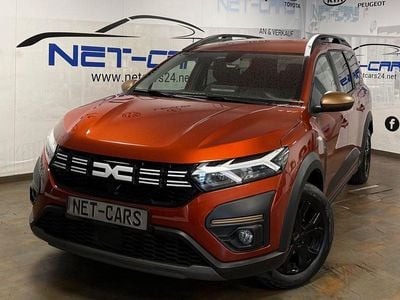 Gebraucht Dacia Jogger Essentiel 91 PS (66 kW) 2023 Rot Van / Kleinbus