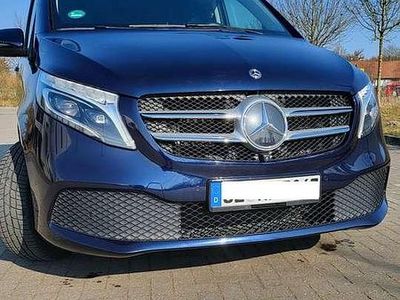 Usata Mercedes V300 237 CV (174 kW) 2021 Blu Monovolume