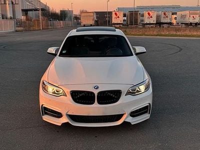 Gebraucht BMW M235 Comfort Edition 326 PS (239 kW) 2014 Weiß Coupé