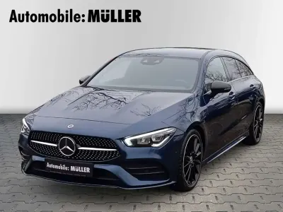 Gebraucht Mercedes CLA180 AMG line 136 PS (100 kW) 2022 Denimblau  metalliclack Limousine
