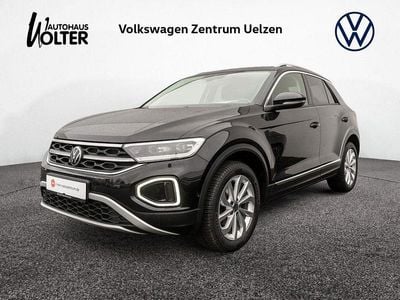 Second-hand VW T-Roc Style 150 CP (110 kW) 2023 Negru SUV