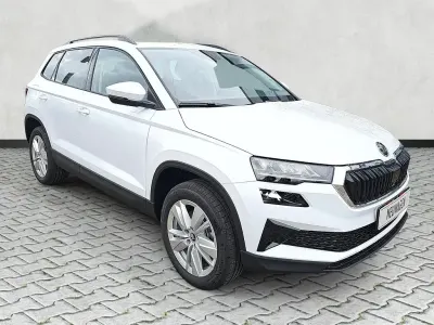 Neu Skoda Karoq Selection 150 PS (110 kW) 2026 Moonweiß metallic SUV