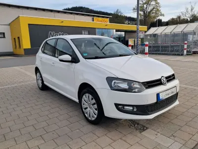 Gebraucht VW Polo 90 PS (66 kW) 2013 Weiß Kleinwagen