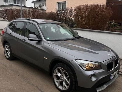 Gebraucht BMW X1 143 PS (105 kW) 2011 Grau SUV