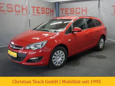 Gebraucht Opel Astra Edition 110 PS (80 kW) 2015 Rot Kombi