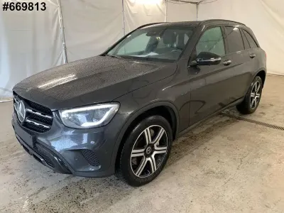 Gebraucht Mercedes GLC300e 320 PS (235 kW) 2021 Grafitgrau  metalliclack SUV