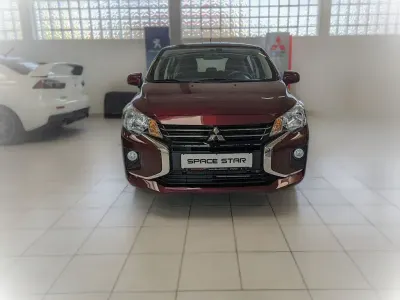 Neu Mitsubishi Space Star Select 71 PS (52 kW) 2025 Bordeauxrot Kleinwagen
