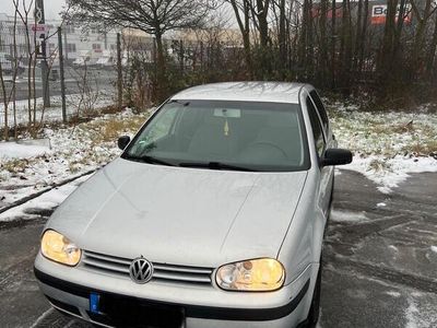 VW Golf IV