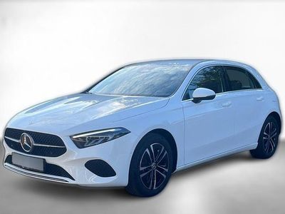 Weiß Gebraucht 2024 Mercedes A180 Progressive | 29.230 € (Fairer Preis)