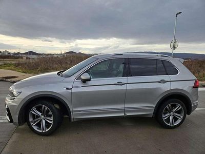 Grau Gebraucht 2020 VW Tiguan Highline SUV | 26.300 € (Guter Preis)