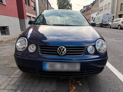 VW Polo