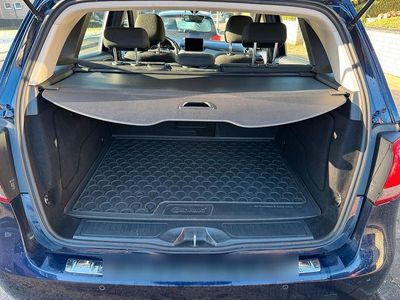 Mercedes B180