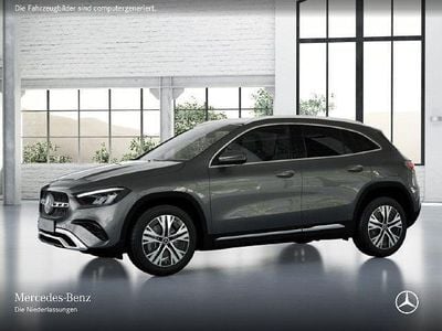 Mercedes GLA220
