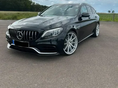 Gebraucht Mercedes C63 AMG AMG 569 PS (418 kW) 2019 Schwarz Kombi