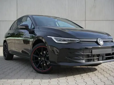 Neu VW Golf VIII 116 PS (85 kW) 2026 Schwarz Limousine