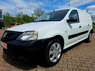 Używany Dacia Logan 75 KM (55 kW) 2010 Biały