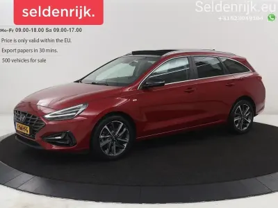 Gebraucht Hyundai i30 Premium 160 PS (117 kW) 2023 Rot Kombi