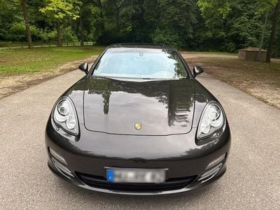 Porsche Panamera 4S