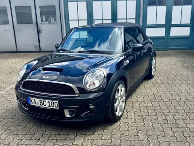 Gebraucht Mini Cooper S Cabriolet 184 PS (135 kW) 2012 Schwarz Cabrio