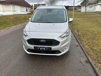 Gebraucht Ford Tourneo Titanium 120 PS (88 kW) 2021 Silber Van / Kleinbus