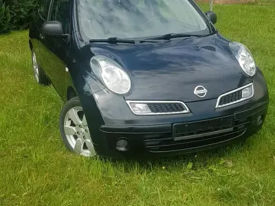 Gebraucht Nissan Micra 65 PS (47 kW) 2010 Schwarz Kleinwagen