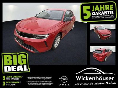 Używany Opel Astra Enjoy 110 KM (80 kW) 2023 Czerwony Sedan/Limuzyna