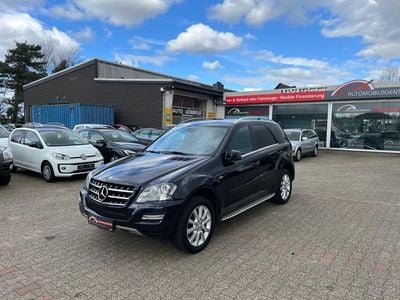 Gebraucht Mercedes ML350 Edition 231 PS (169 kW) 2011 Blau SUV