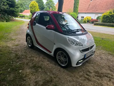 Gebraucht Smart ForTwo Cabrio 71 PS (52 kW) 2014 Weiß Cabrio