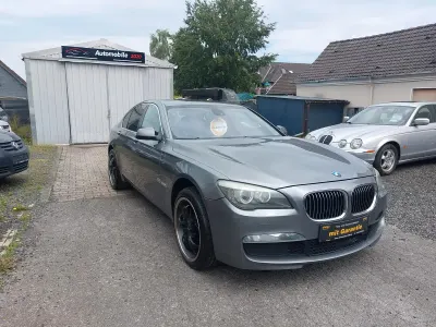 Gebraucht BMW 730 245 PS (180 kW) 2009 Grau Limousine