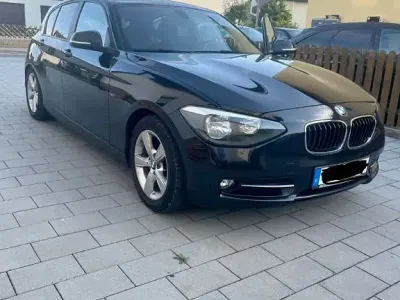 Gebraucht BMW 116 Sport Line 136 PS (100 kW) 2012 Schwarz Kleinwagen