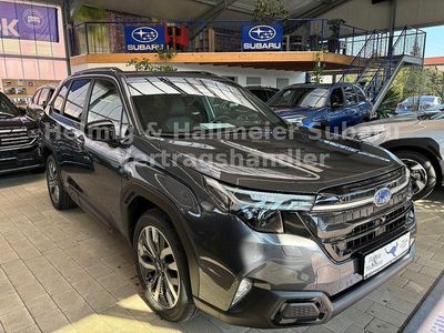 Nuova Subaru Forester Platinum 136 CV (100 kW) 2025 Grigio SUV
