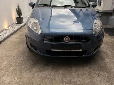 Gebraucht Fiat Punto Emotion 95 PS (69 kW) 2008 Blau Kleinwagen