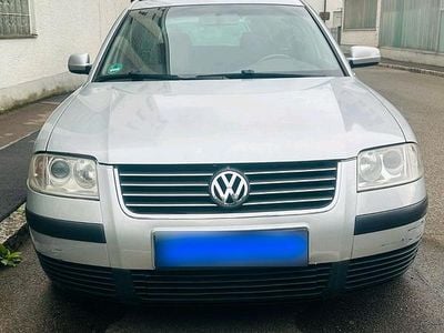 Gebraucht VW Passat 115 PS (84 kW) 2002 Silber Kombi