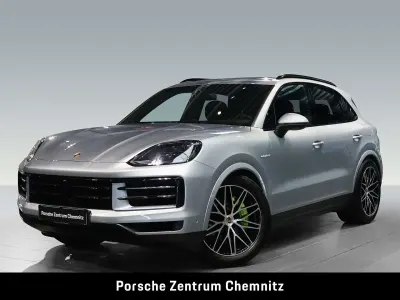 Gebraucht Porsche Cayenne E-Hybrid 470 PS (345 kW) 2024 Silber SUV