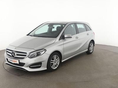 Grau Gebraucht 2018 Mercedes B180 Urban Van / Kleinbus | 16.690 € (Fairer Preis)